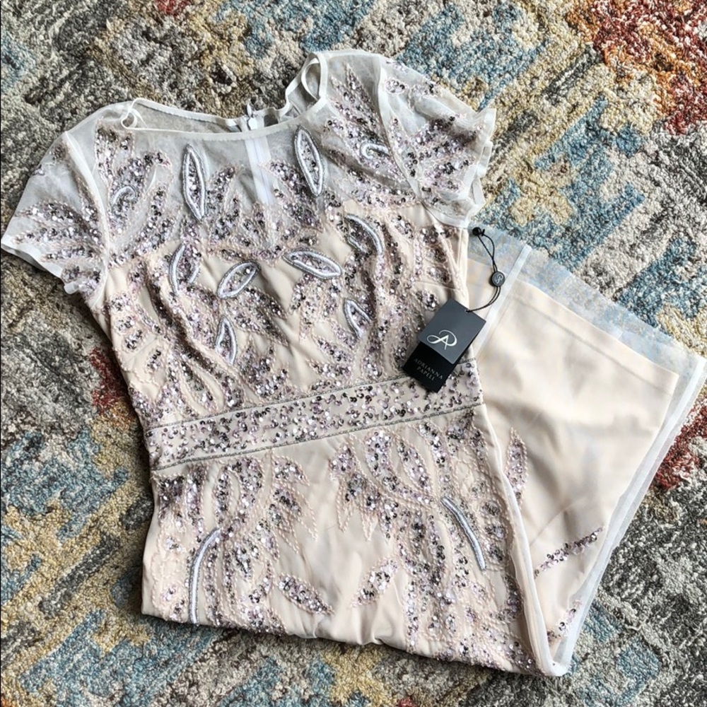 ⚡️ Flash Sale⚡️ Adrianna Papell beaded dress